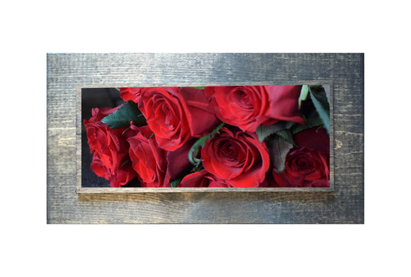 Derby Winner Roses Wooden Art